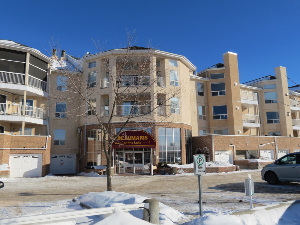 Home Beaumaris On The Lake